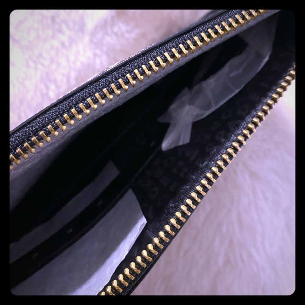 *KATE SPADE ♠️ POUCH * - Picture 3 of 3